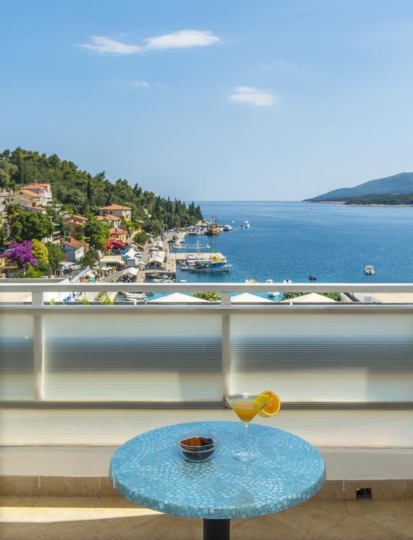 Hotel Amfora Rabac Exterior photo