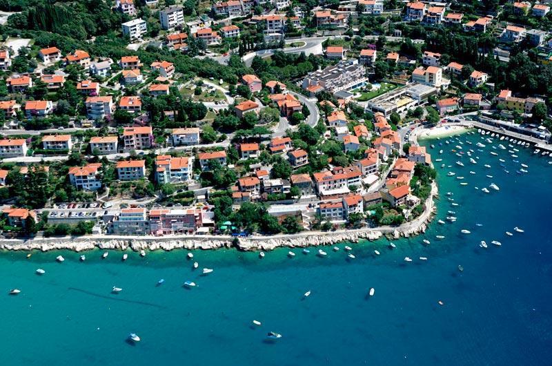 Hotel Amfora Rabac Exterior photo
